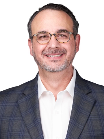 Broker Profile Photo