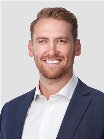 Broker Profile Photo