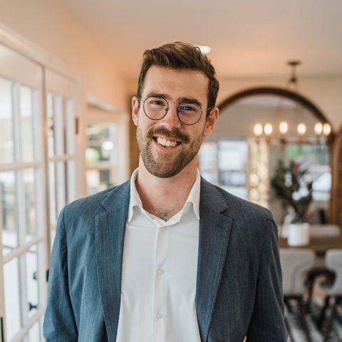 Broker Profile Photo