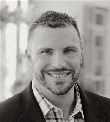 Broker Profile Photo