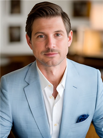 Broker Profile Photo