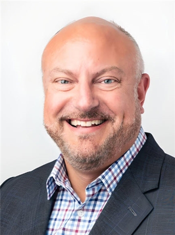 Broker Profile Photo