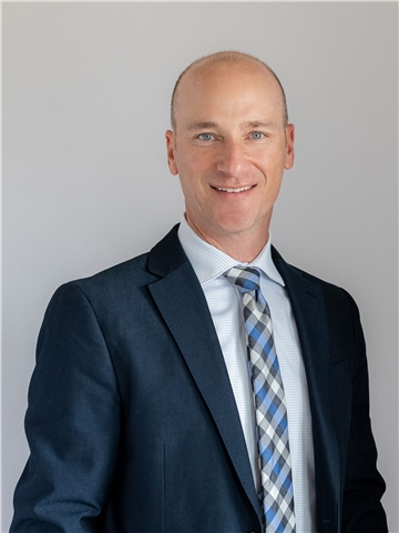 Broker Profile Photo