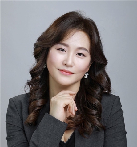 Broker Profile Photo