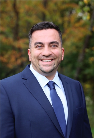 Broker Profile Photo