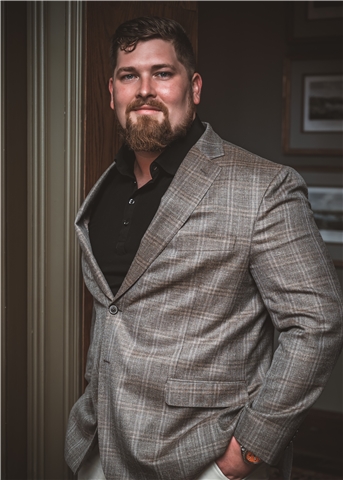 Broker Profile Photo