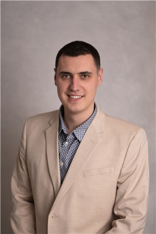 Broker Profile Photo
