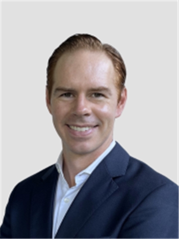 Broker Profile Photo