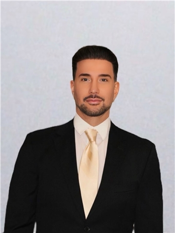 Broker Profile Photo