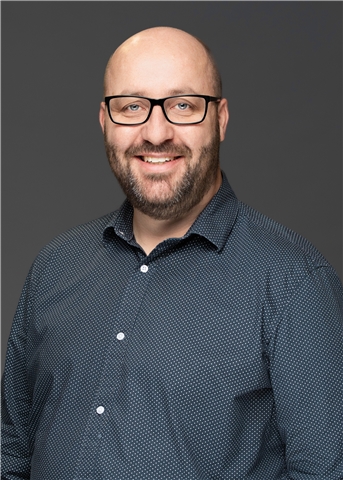 Broker Profile Photo