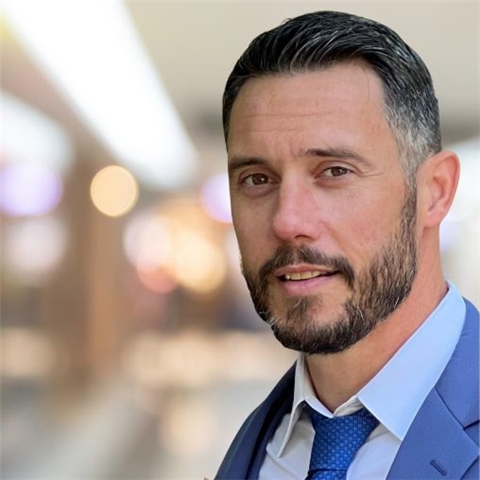 Broker Profile Photo
