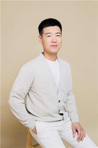 Broker Profile Photo