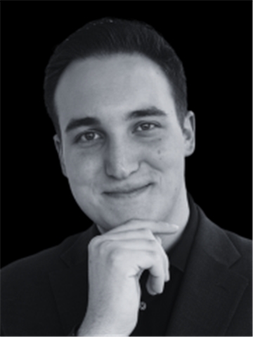 Broker Profile Photo