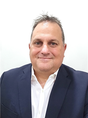 Broker Profile Photo