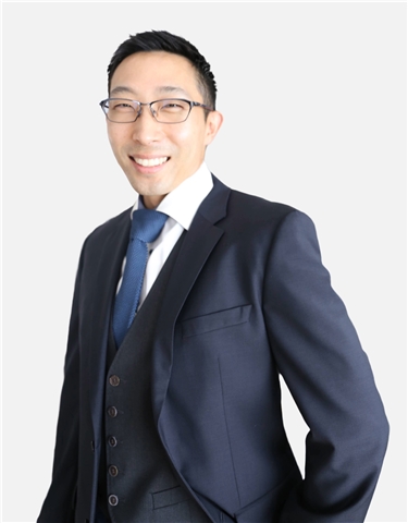 Broker Profile Photo