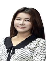 Hyun Lee