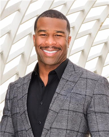 Broker Profile Photo