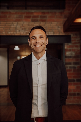 Broker Profile Photo