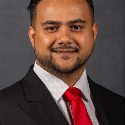 Broker Profile Photo