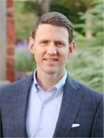 Broker Profile Photo