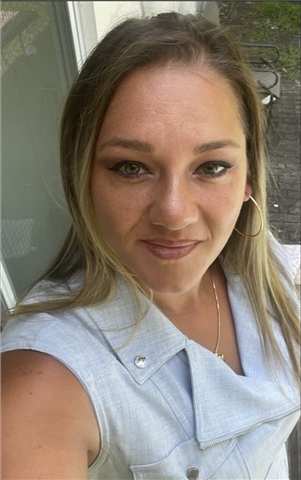 Broker Profile Photo