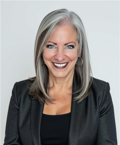 Broker Profile Photo