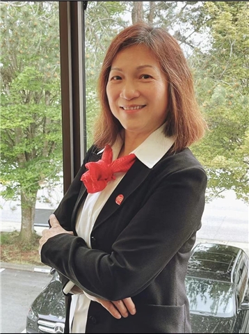 Broker Profile Photo