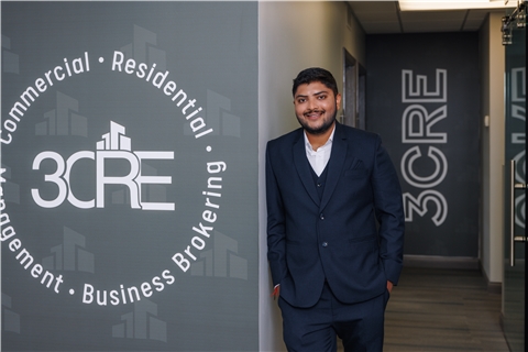 Broker Profile Photo