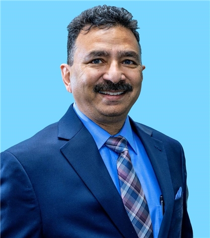 Broker Profile Photo