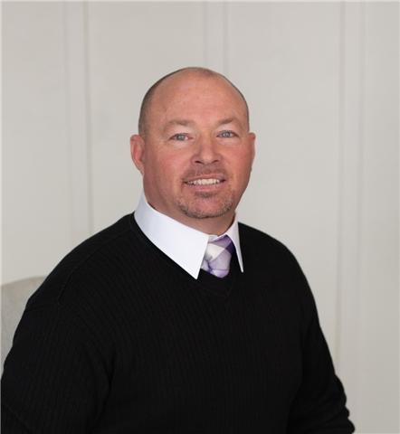 Broker Profile Photo