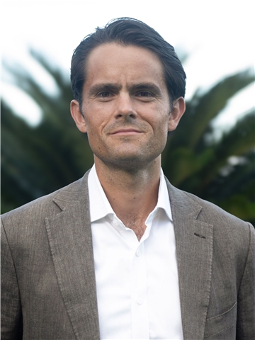 Broker Profile Photo