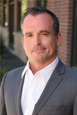 Broker Profile Photo