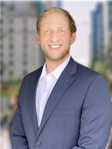 Broker Profile Photo