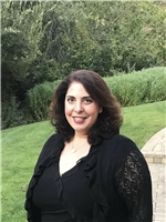 Julieanna Wakileh