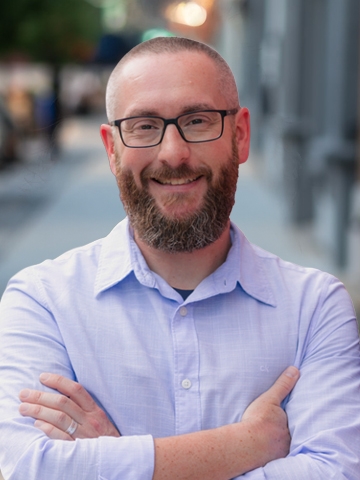 Broker Profile Photo