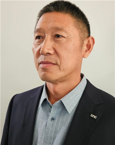 Broker Profile Photo