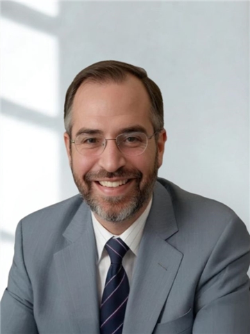 Broker Profile Photo