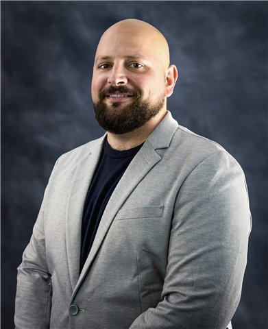 Broker Profile Photo