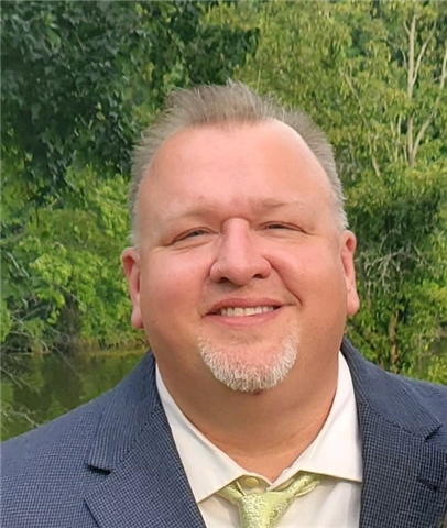 Broker Profile Photo