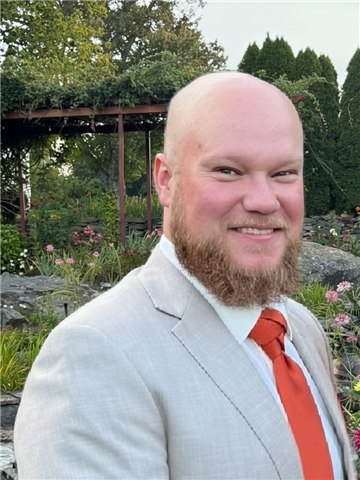 Broker Profile Photo