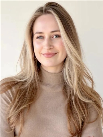 Broker Profile Photo