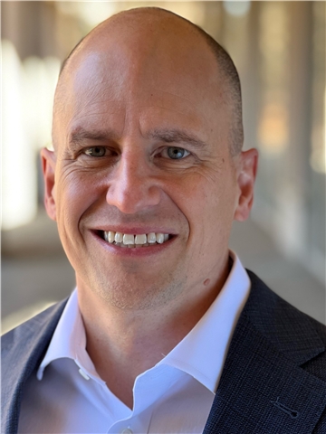 Broker Profile Photo