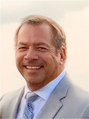 Broker Profile Photo