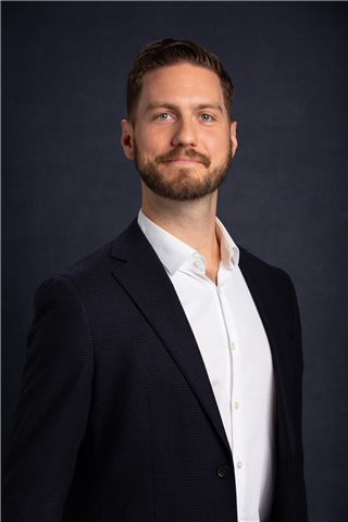 Broker Profile Photo