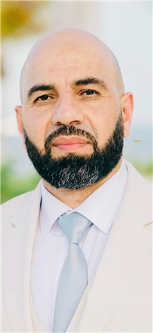 Broker Profile Photo