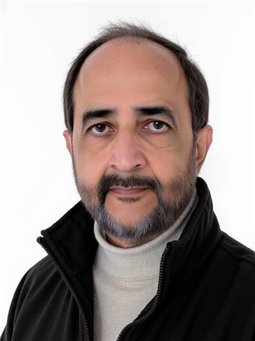 Broker Profile Photo