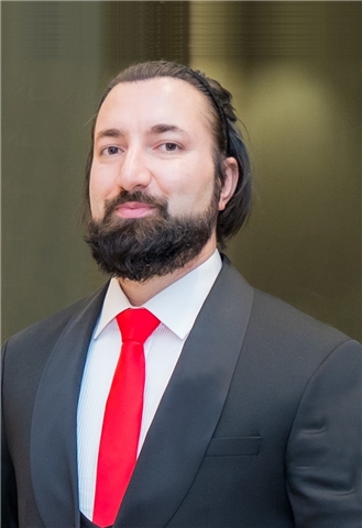 Broker Profile Photo