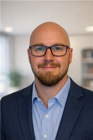 Broker Profile Photo