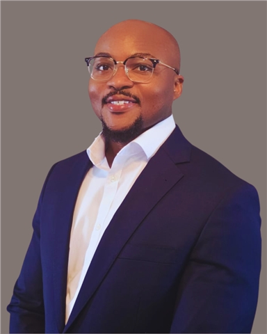 Broker Profile Photo