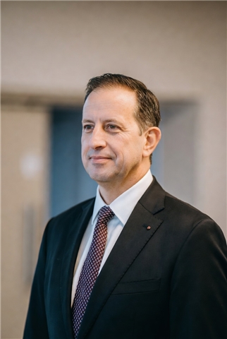 Broker Profile Photo